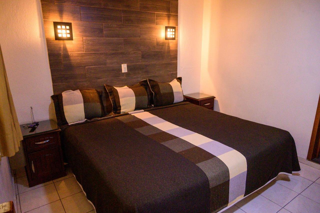 Hotel Acuario En Ocotlan Kültér fotó