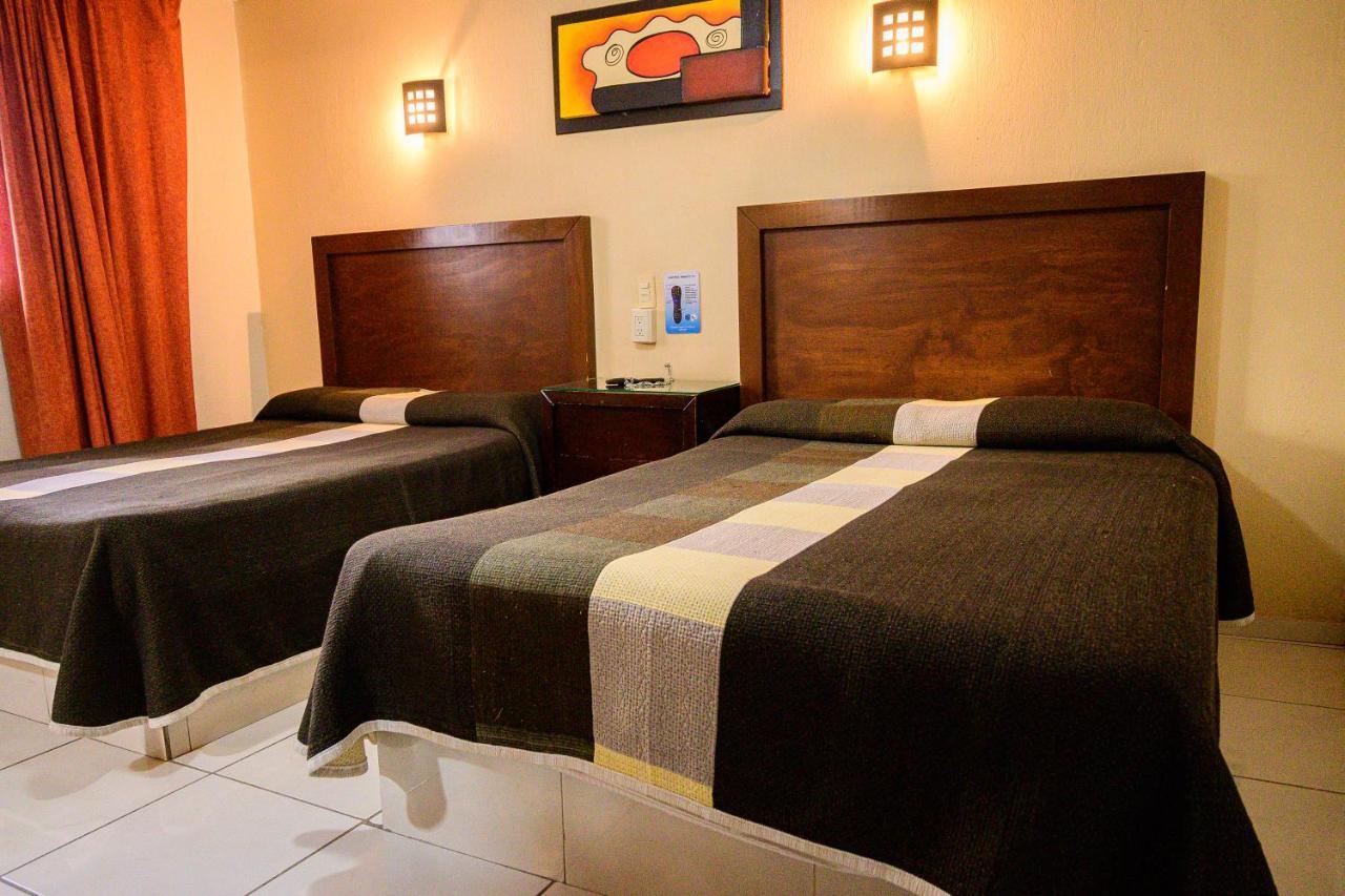 Hotel Acuario En Ocotlan Kültér fotó