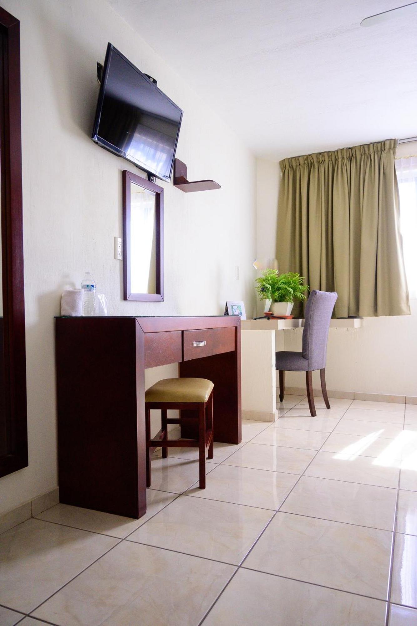 Hotel Acuario En Ocotlan Kültér fotó