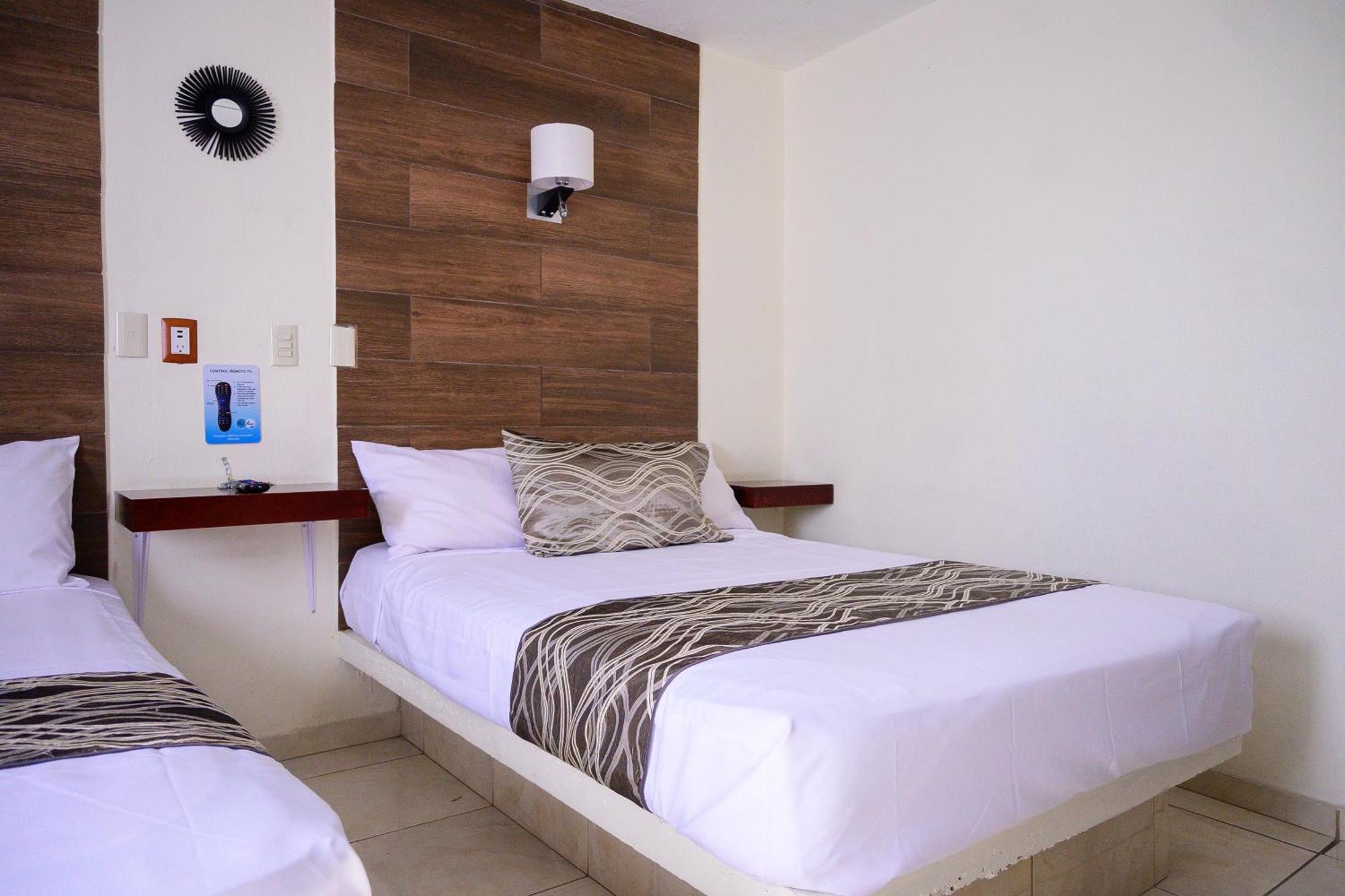 Hotel Acuario En Ocotlan Kültér fotó